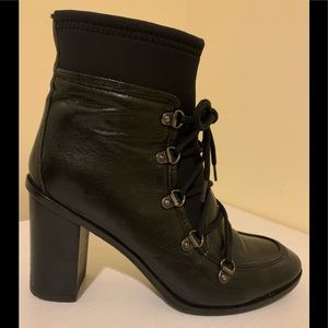 Heeled boots